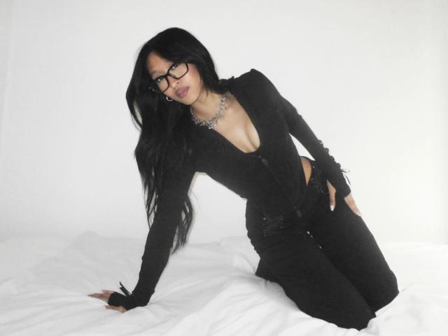 Image of @elsaasiah